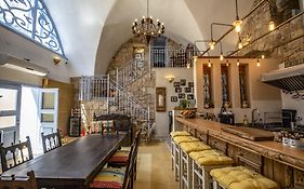 ערבסק - מרכז לאמנויות ולאירוח